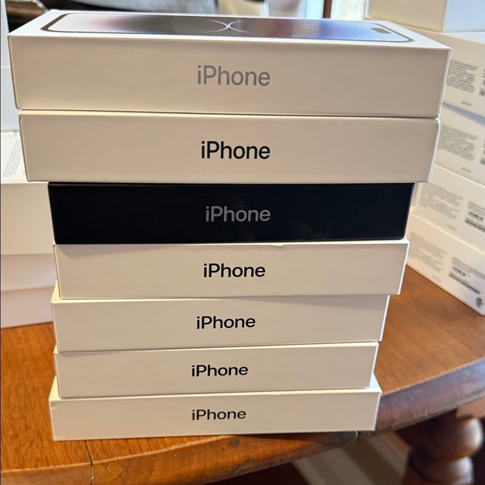 Apple iPhone 11 - 14 boxes only